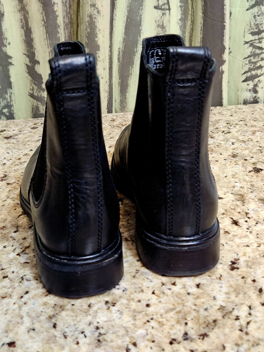 Clarks Black Leather Chelsea Ankle Boots Women's Sz 8 - Picture 4 of 8